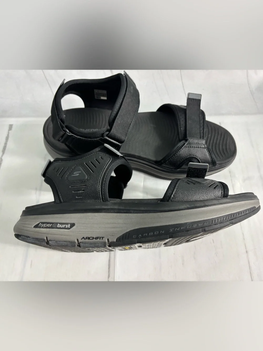 Skechers Men's Go Walk Workout Walker Hook & Loop Strap Sandals Sz 12